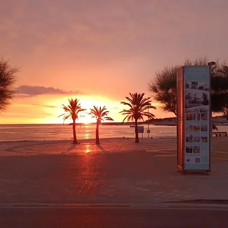Precioso En Primera Linea De Mar L' Escala